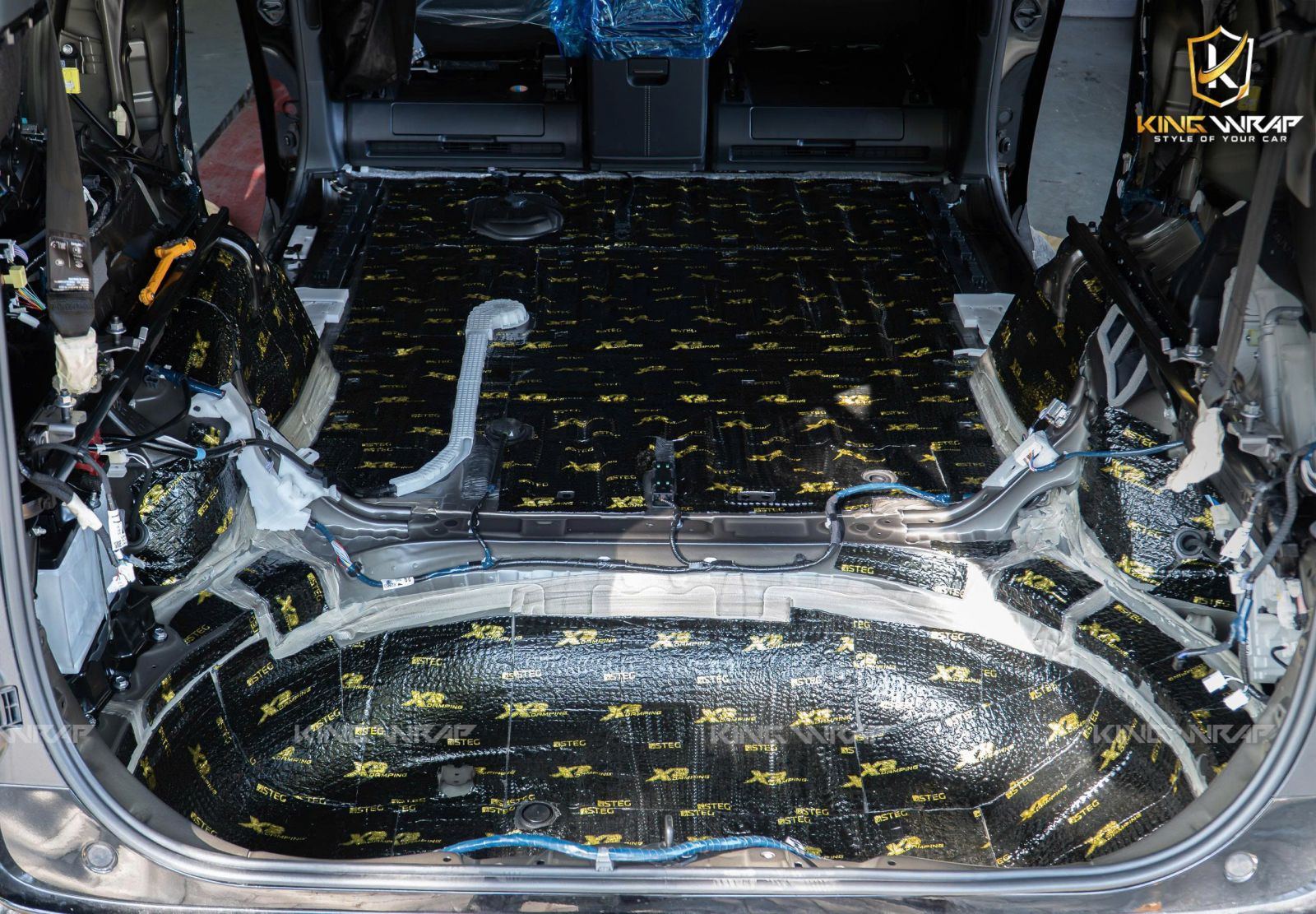 Cách âm chống ồn ô tô: Lợi ích, quy trình và bảng giá chi tiết