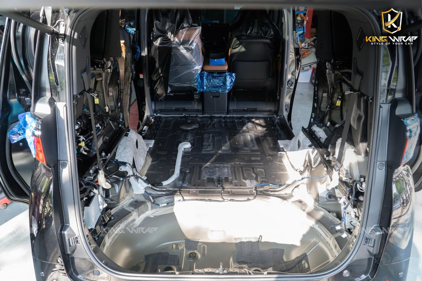 Cách âm chống ồn ô tô: Lợi ích, quy trình và bảng giá chi tiết